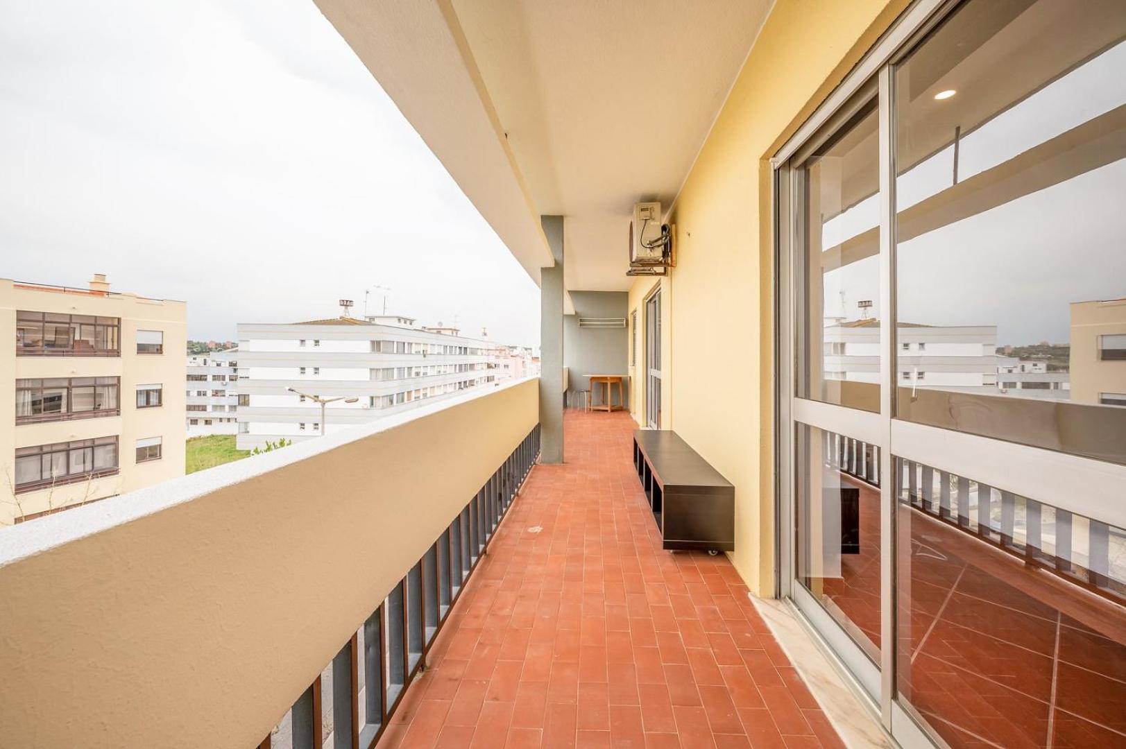 Guestready - Glowing Hideaway In Almada Room photo